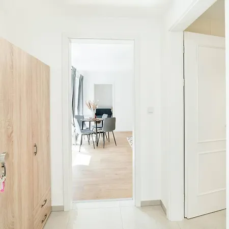 Hugo Apartment